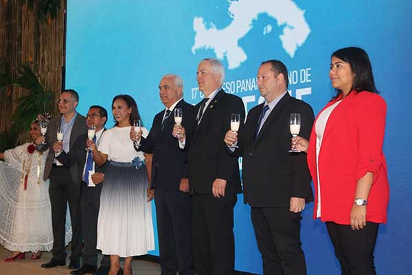 Ministro Linares inauguró el 17° Congreso Panamericano de la Leche