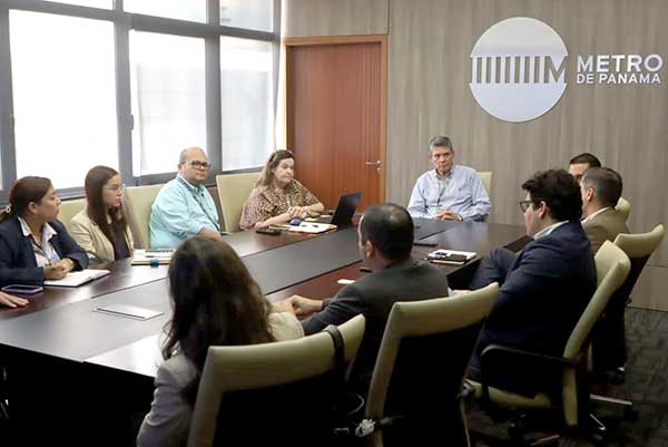 Afinan estrategias de trabajo para atender afectaciones a viviendas por Teleférico de San Miguelito