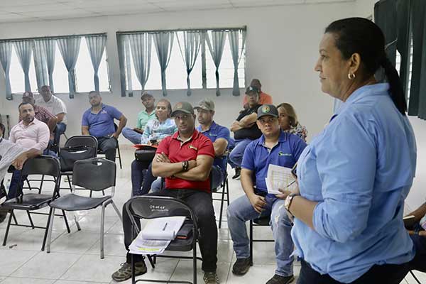 ISA y productores de maíz revisan costos de producción