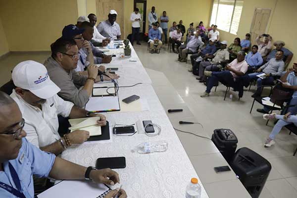 Directores Nacionales del MOP se reúnen en el Consejo Provincial de Darién
