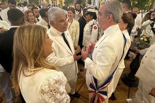 Mulino acepta la invitación de Abinader y envía funcionarios al teleférico de Santo Domingo