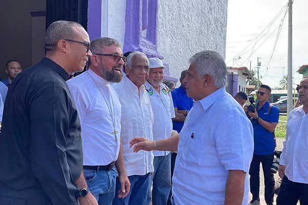 Mulino se propone rescatar a Colón de la “desidia y el abandono”